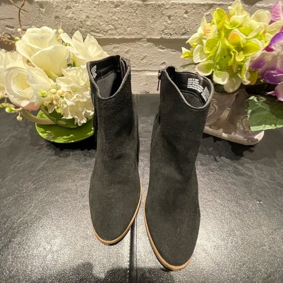 MUDD Black Suede Leather Ankle Boots w/ Fringe - Picture 11 of 12